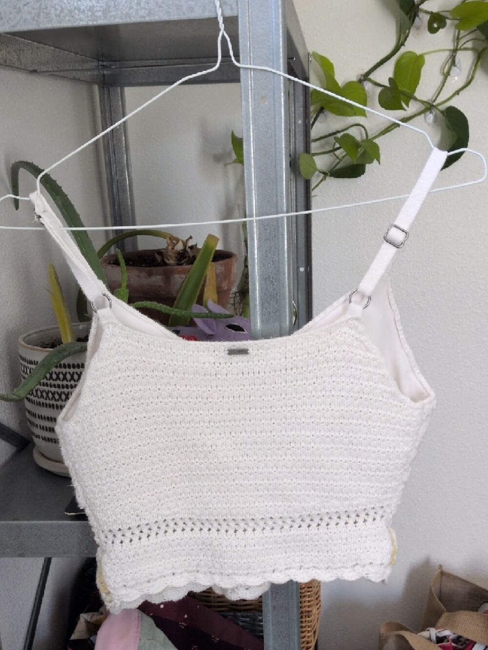 Hollister Crochet Crop Top White Daisy Trim Coquette Boho Y2K Cami - Picture 8 of 11